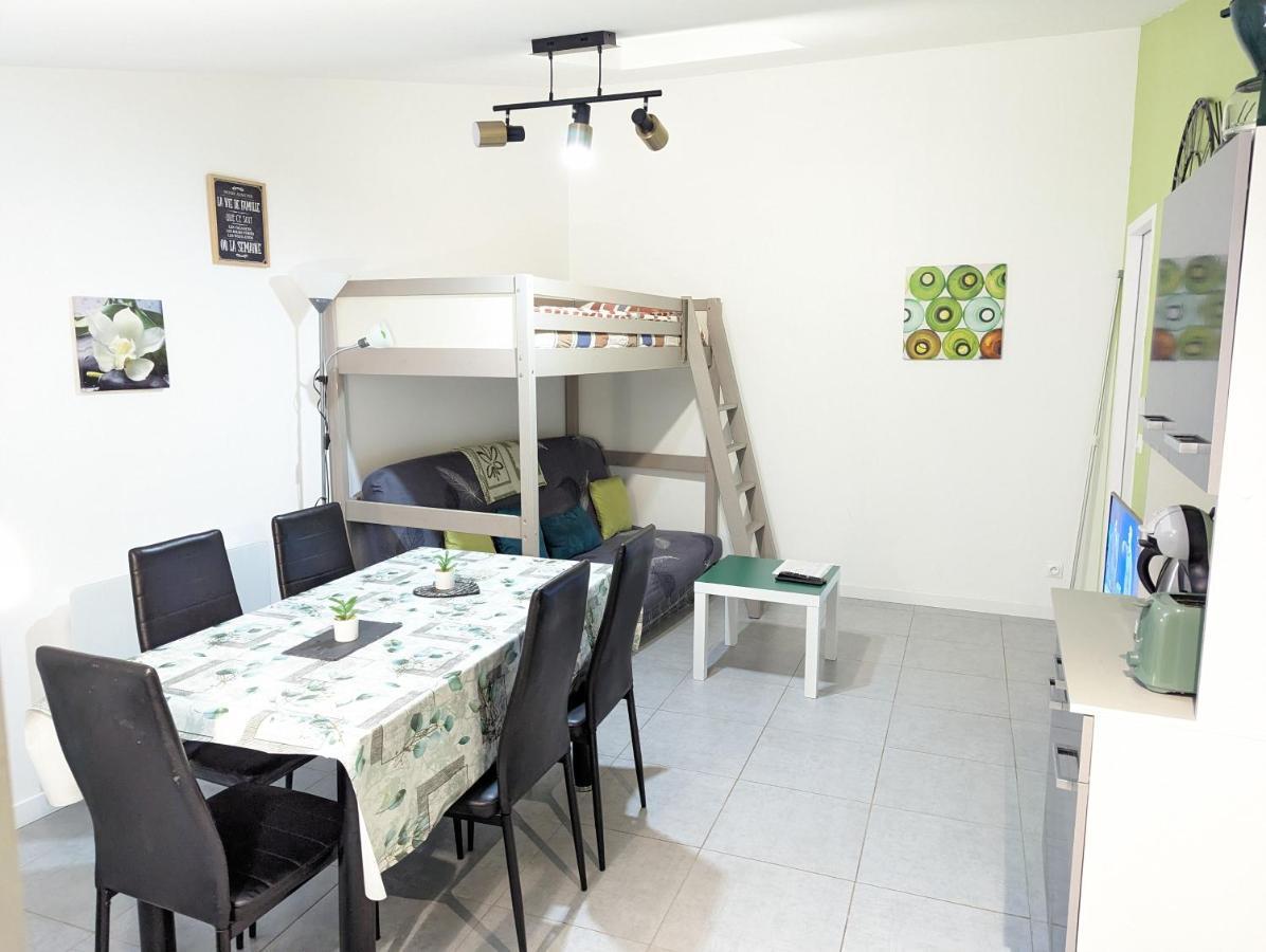 Appartement Entier Meuble A Beaumont Proche Futuroscope Et Poitiers Technopole Kültér fotó