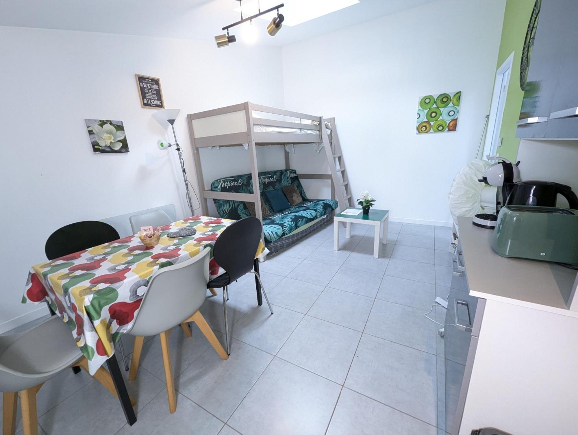 Appartement Entier Meuble A Beaumont Proche Futuroscope Et Poitiers Technopole Kültér fotó